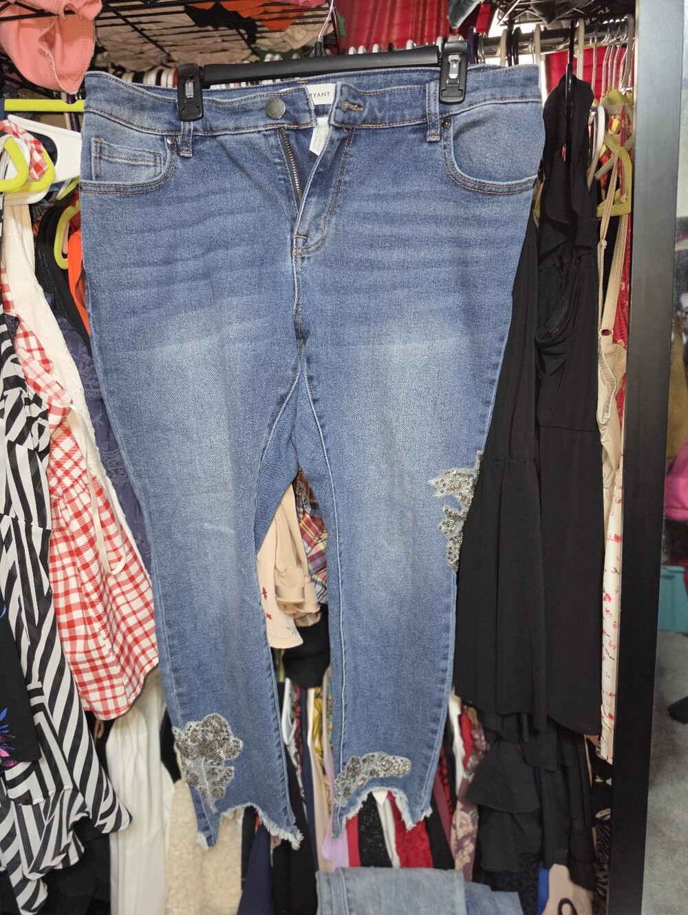 Like new Lane Bryant 14 Beaded Lace Skinny Jeans